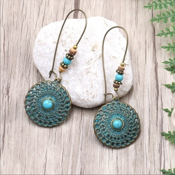 Bohemian mandala bronze patina dangle wire earring - Picture 1 of 3